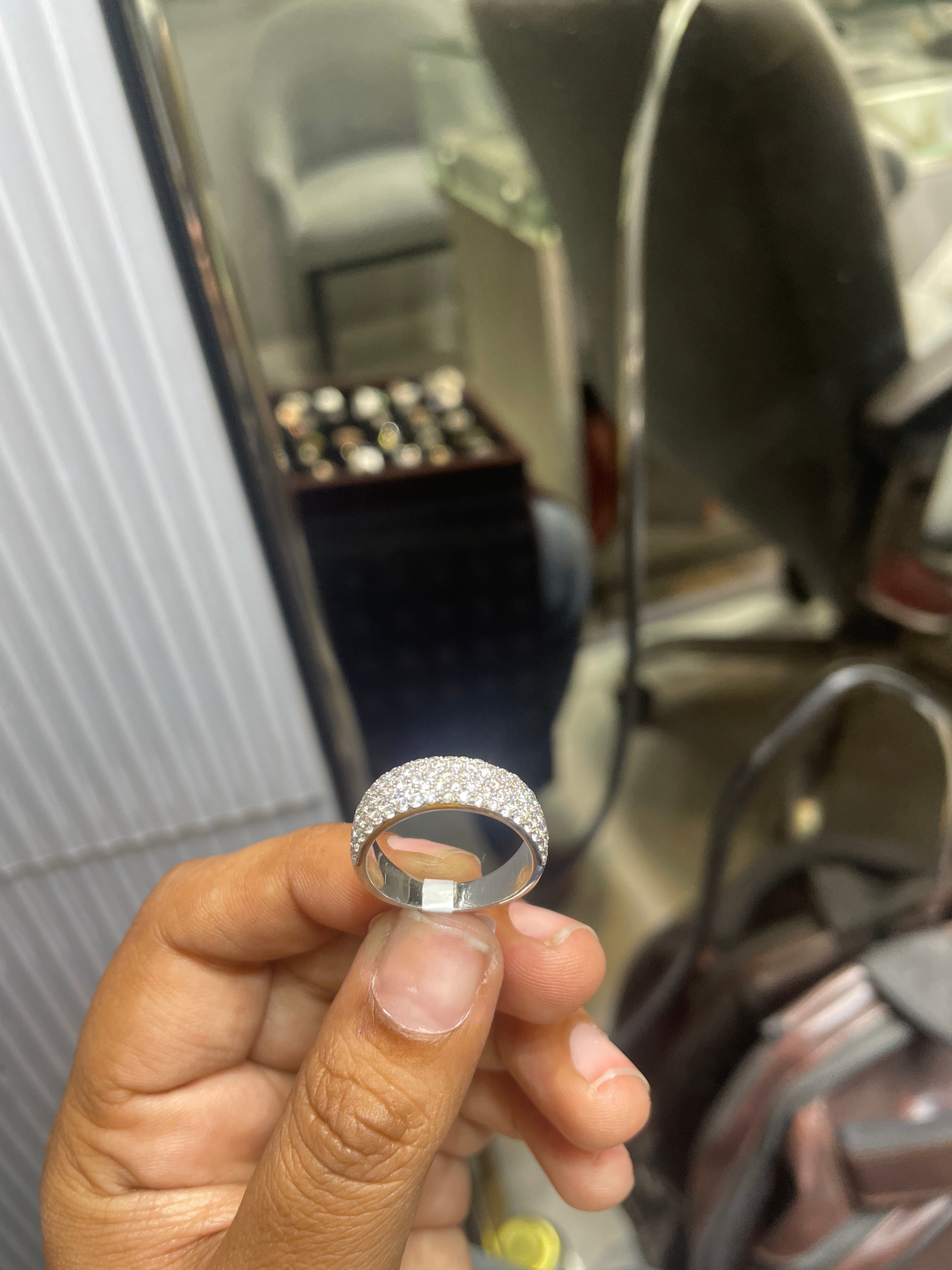 Diamond band