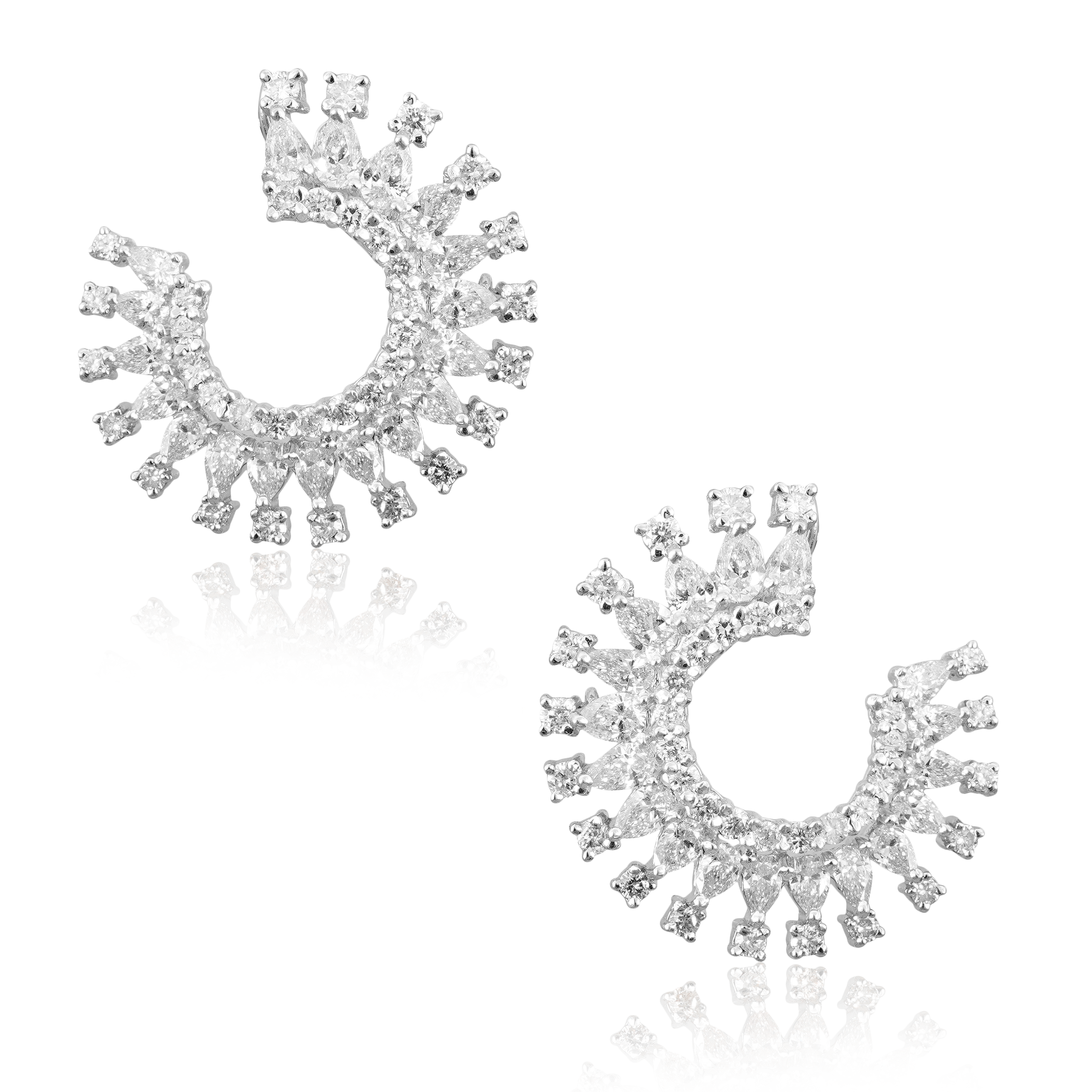 Curved moonlight dream