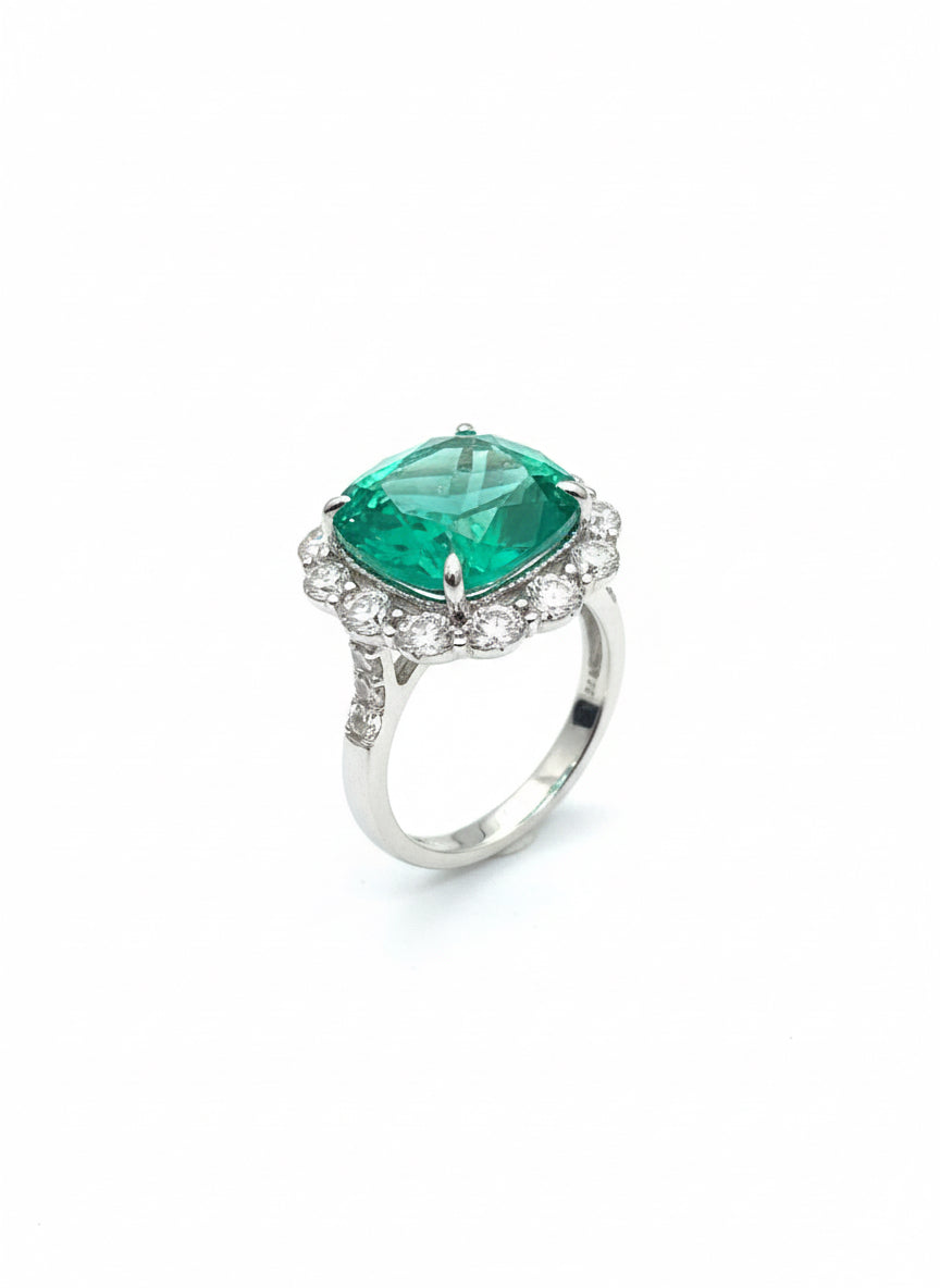 Emerald Glow Ring