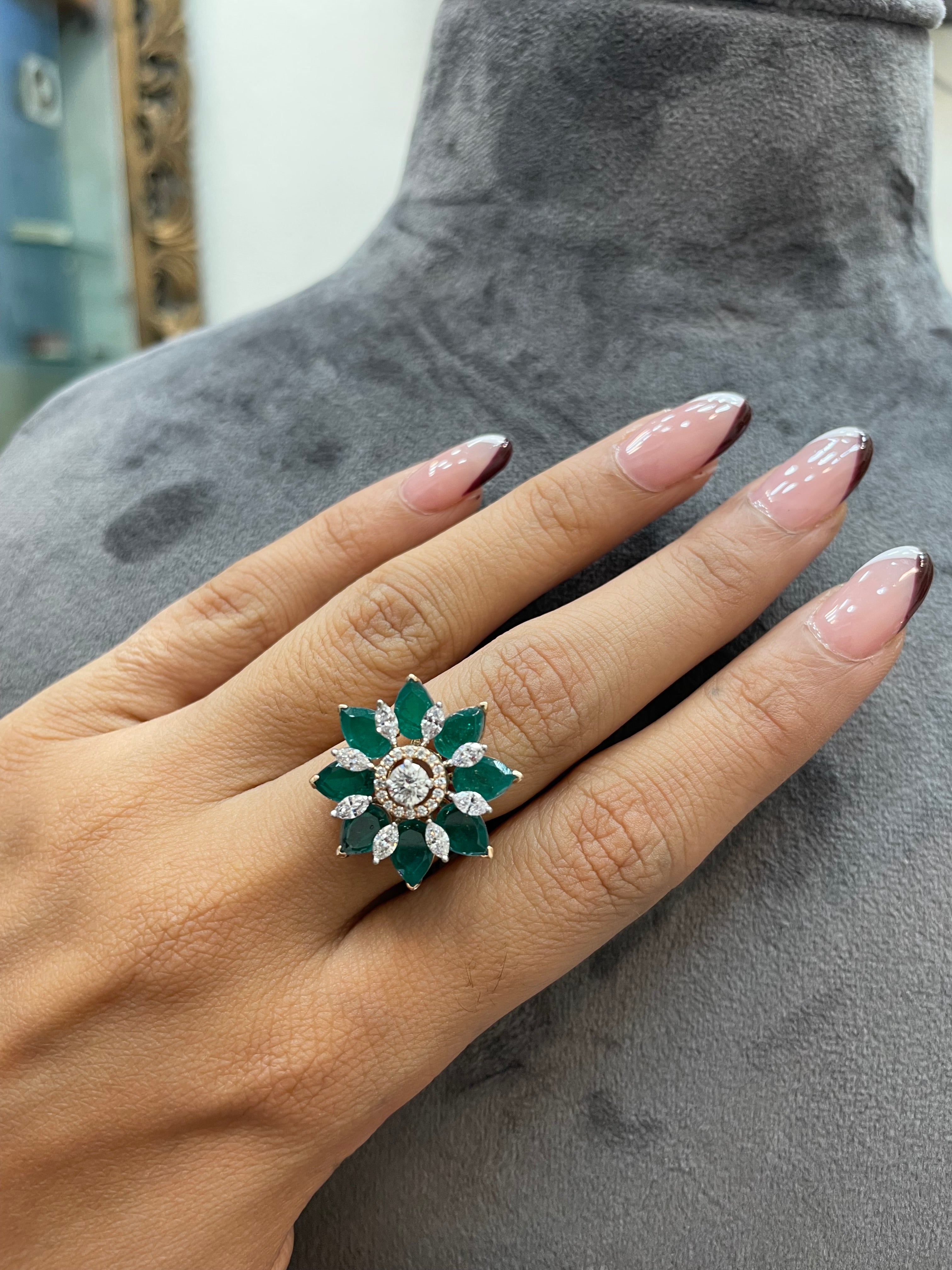 Emerald Petal Ring