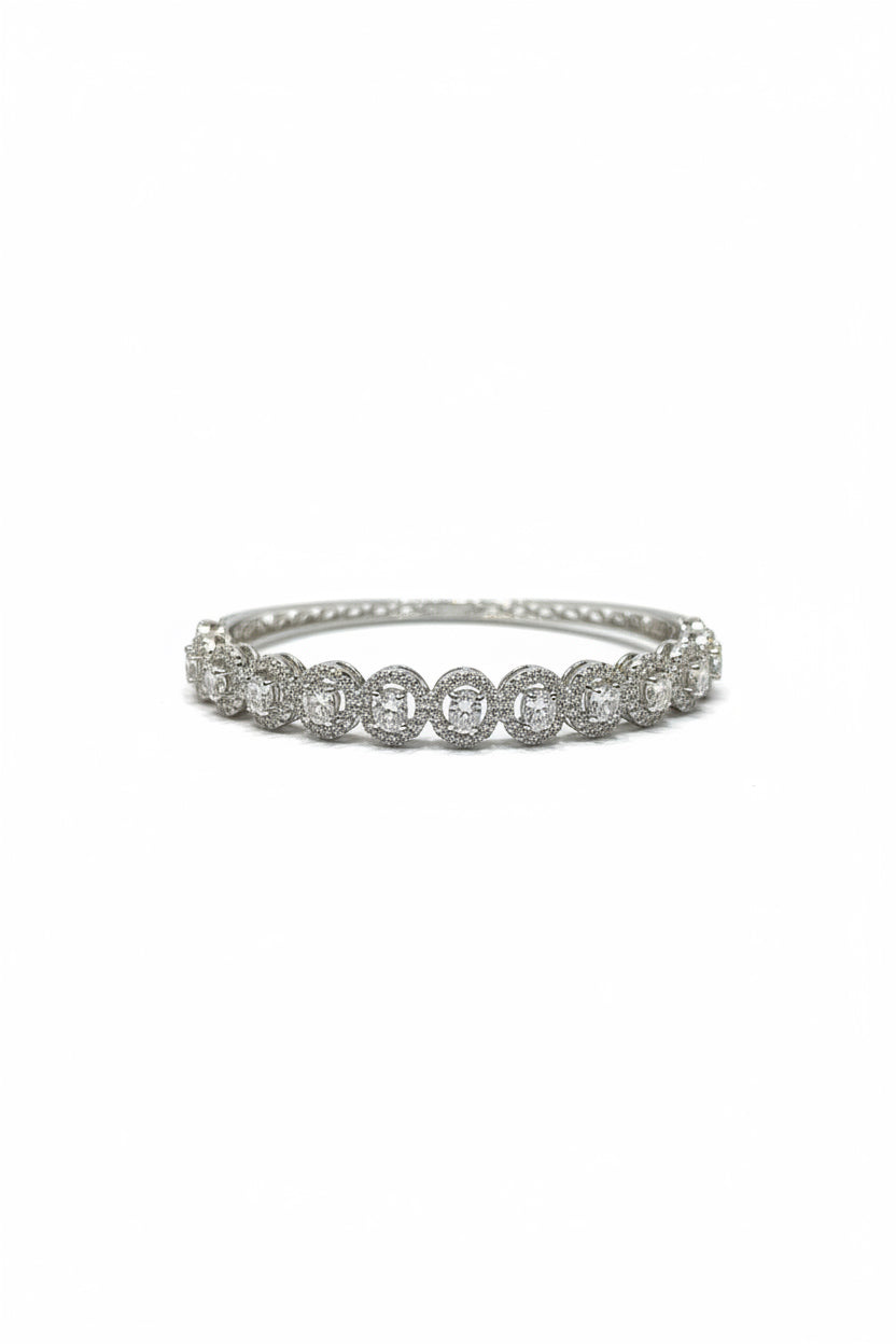 Oval bracelet